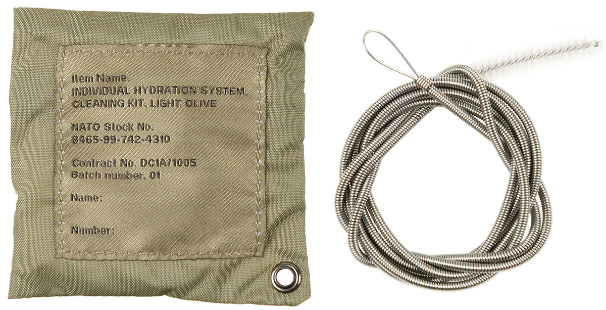 Brit. Reinigungsset, für Trinkbeutel, gebr.